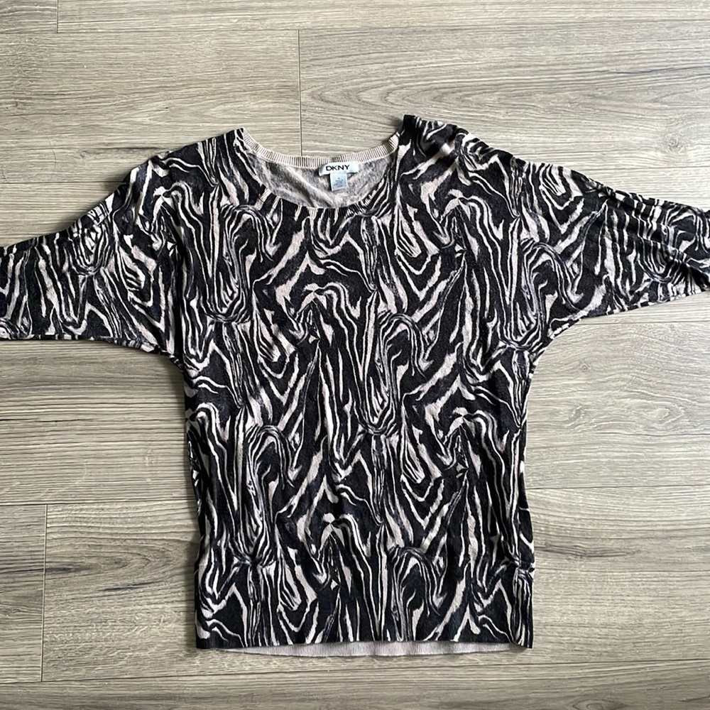 DKNY sweater